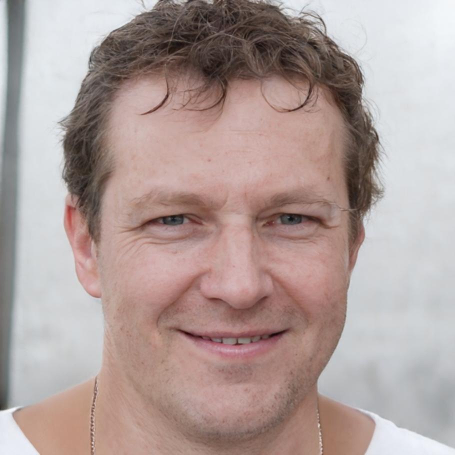 Portrait de Sébastien Moreau, expert en prévision budgétaire